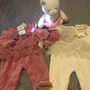 Newborn Baby Girl Velvet Coveralls.